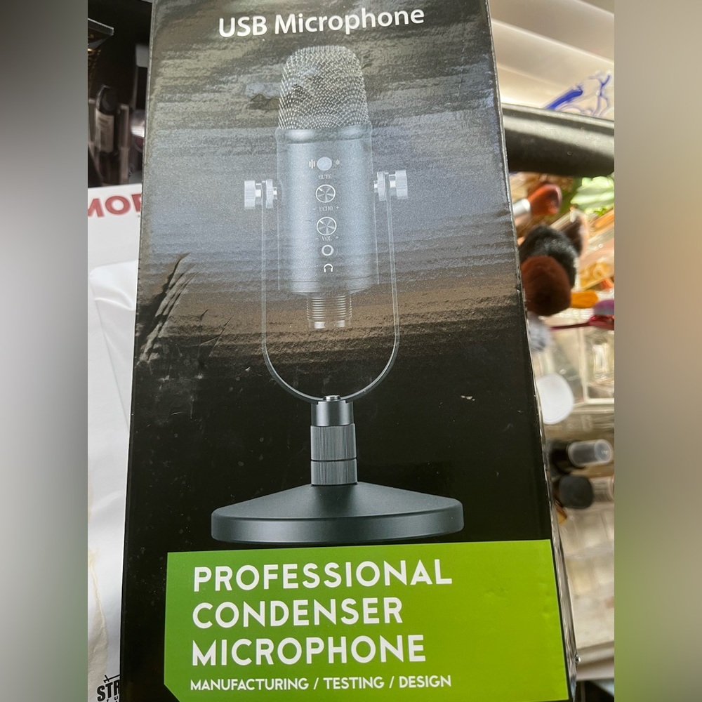 Usb microphone 🎤 🎙️ used 2 times missing usb attachments circled